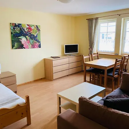 Unsere Talstation- Ferienwohnung Apartman Craula